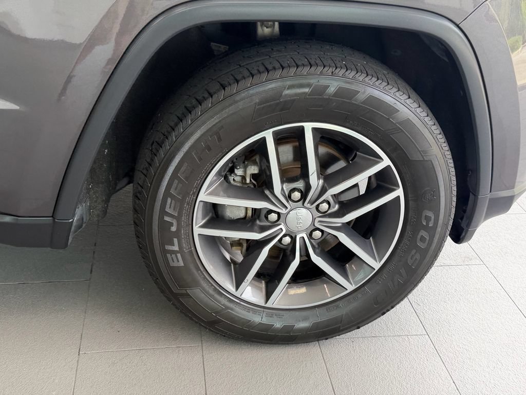 Used 2018 Jeep Grand Cherokee Limited RWD image 20