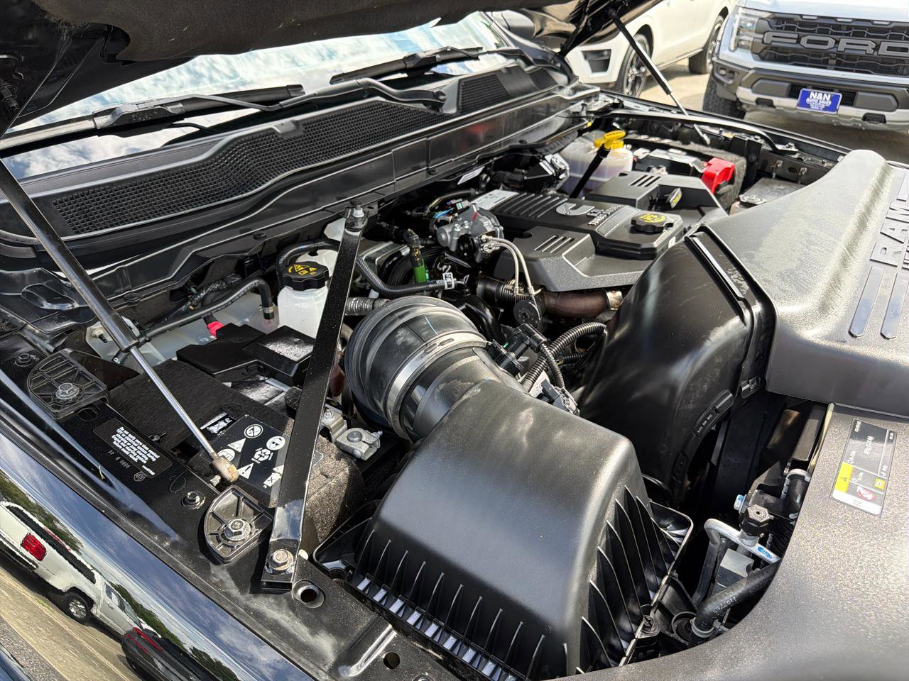 Used 2022 RAM 3500 Limited AWD/4WD image 27