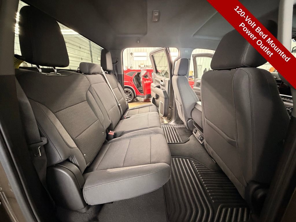 Used 2024 Chevrolet Silverado 1500 LT image 32