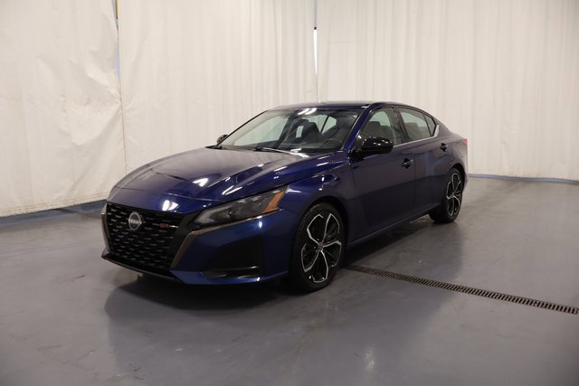 Used 2024 Nissan Altima 2.5 SR image 4