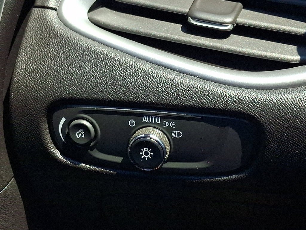 Certified 2024 Chevrolet Malibu LT FWD image 29