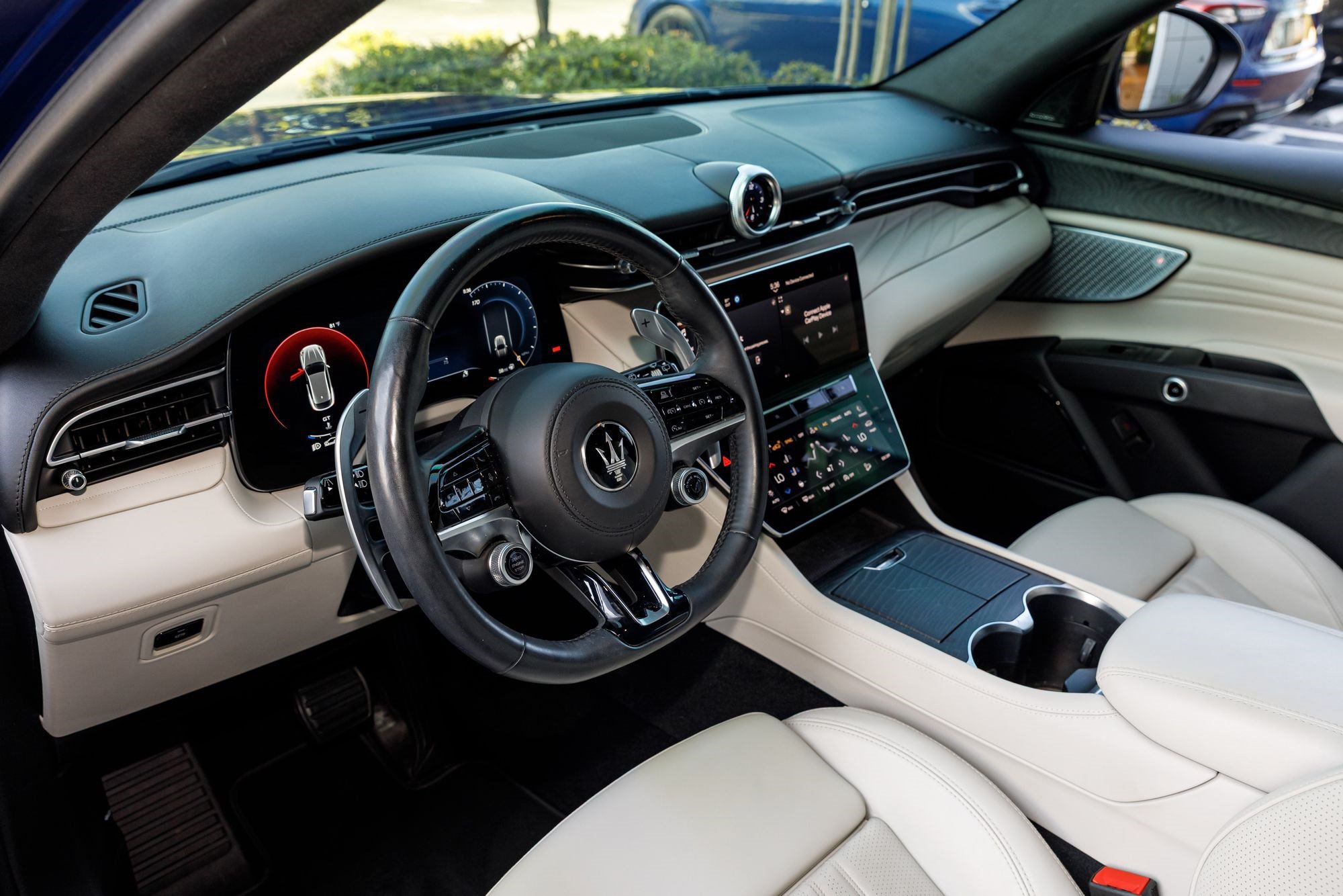 Used 2023 Maserati Grecale Modena AWD/4WD image 31