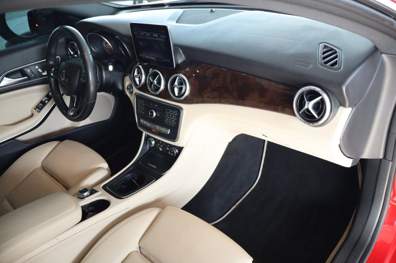 Used 2018 Mercedes-Benz CLA 250 image 40