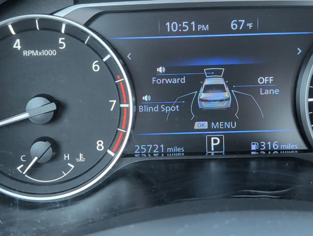 Used 2025 Nissan Altima 2.5 SV AWD/4WD image 17