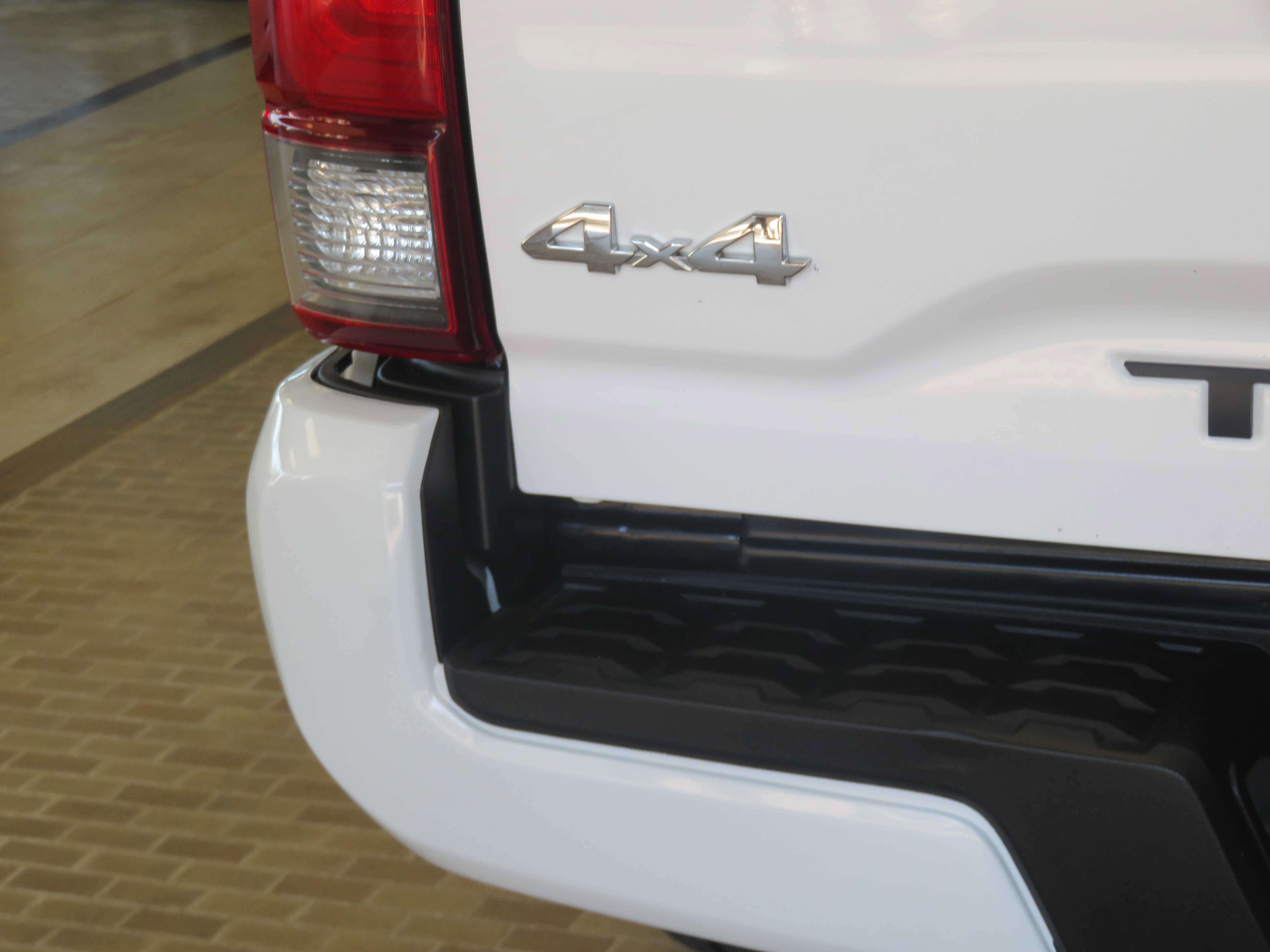 Used 2020 Toyota Tacoma SR AWD/4WD image 67
