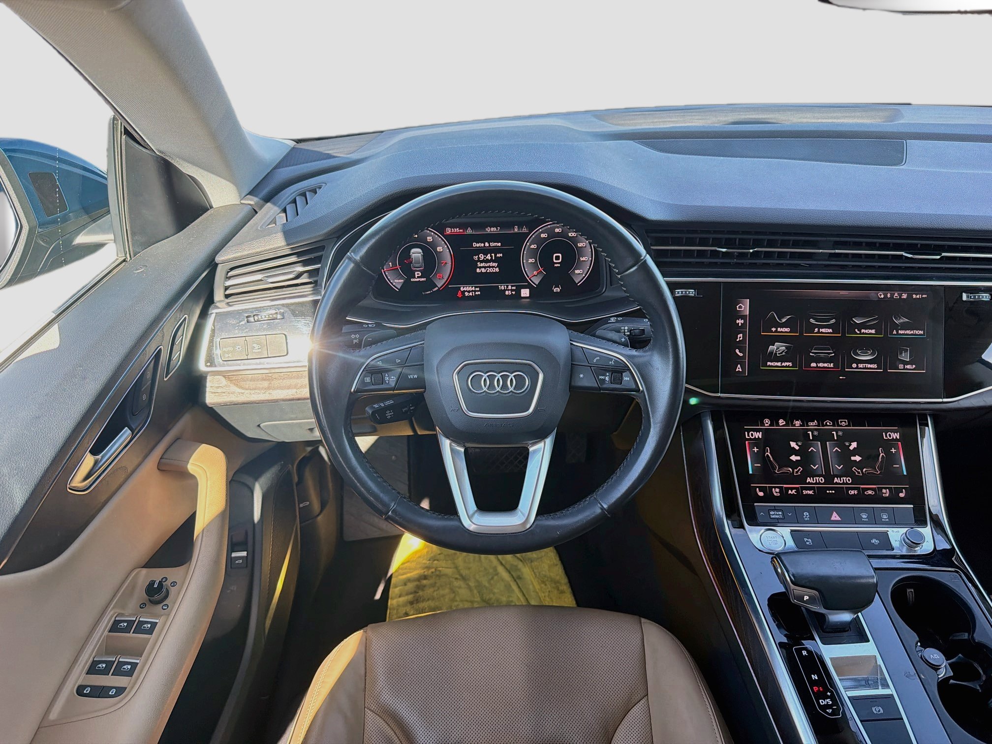 Used 2019 Audi Q8 Premium Plus AWD/4WD image 17