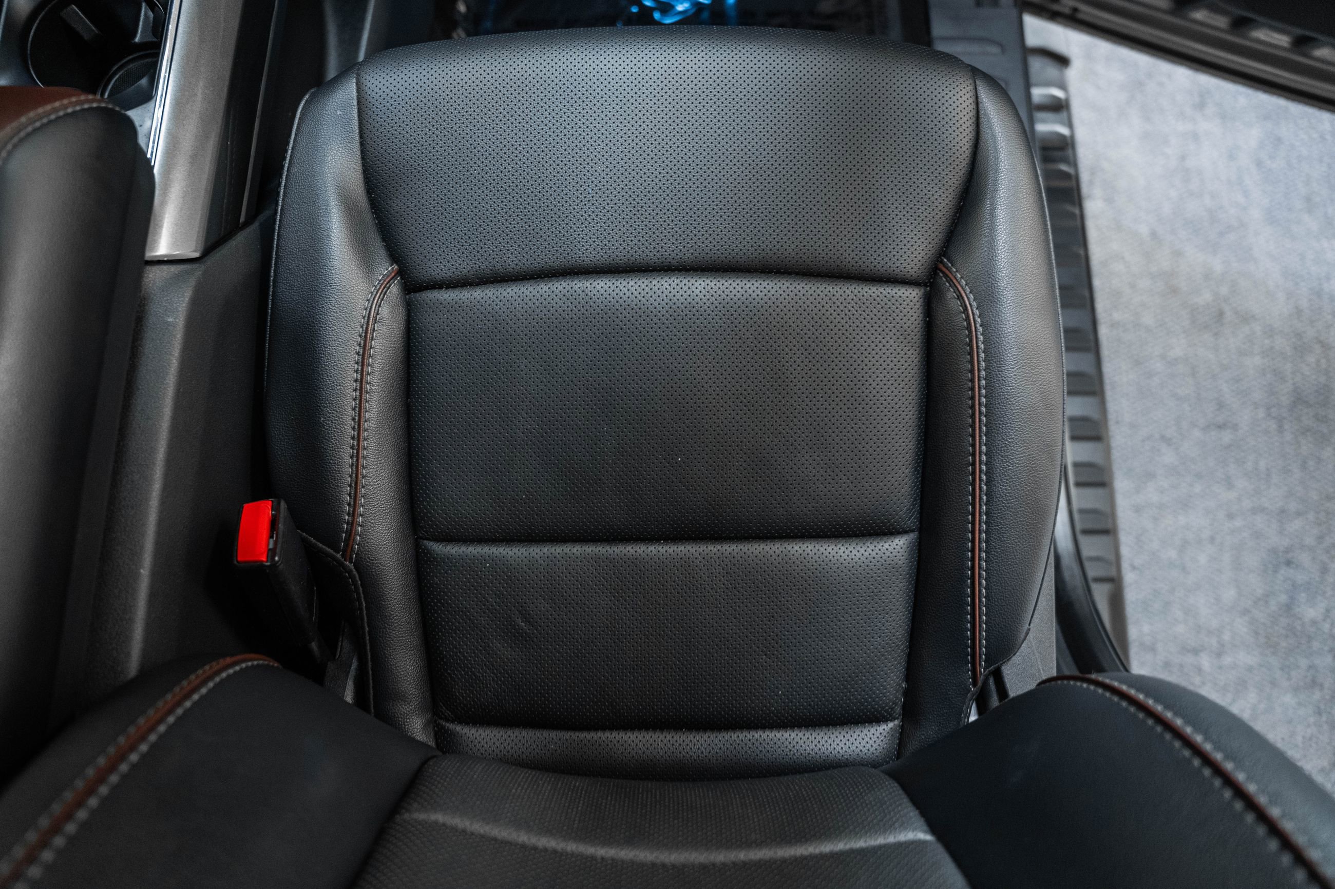 Certified 2023 Ford F150 Lariat w/ Equipment Group 502A High image 41