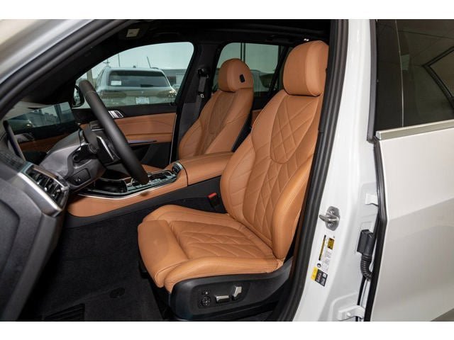 New 2026 BMW X5 xDrive50e w/ Premium Package AWD/4WD image 75