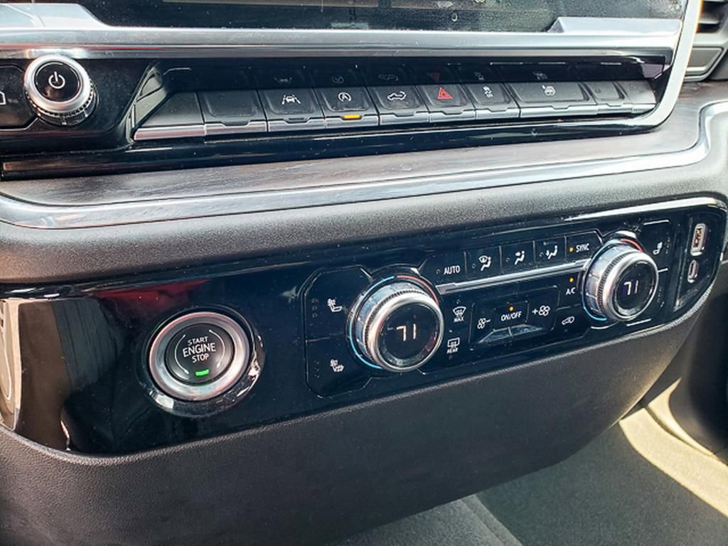 Used 2024 GMC Sierra 1500 SLT image 15