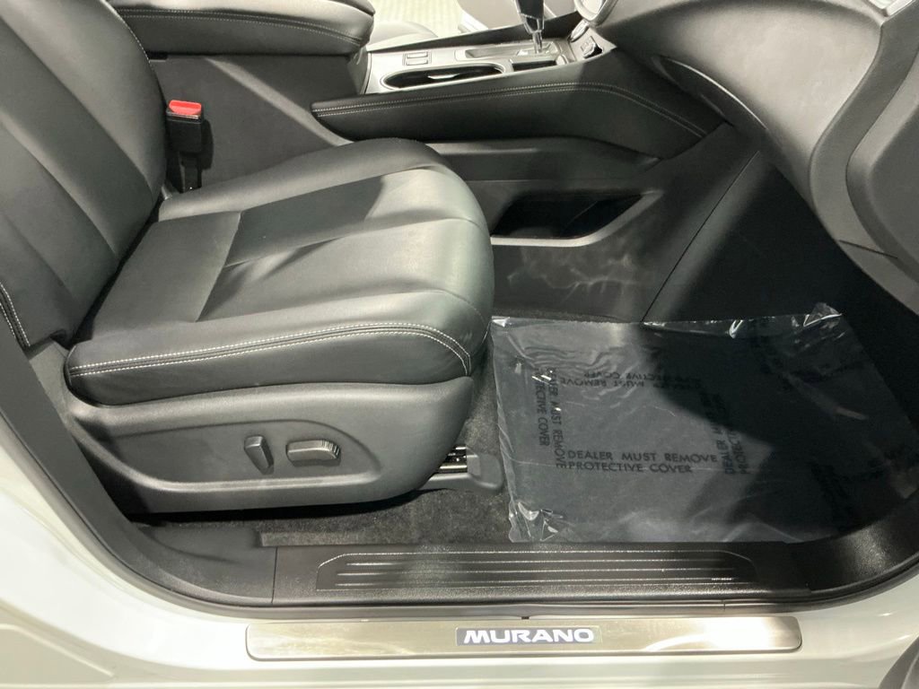 Used 2023 Nissan Murano SV w/ SV Midnight Edition Package image 12