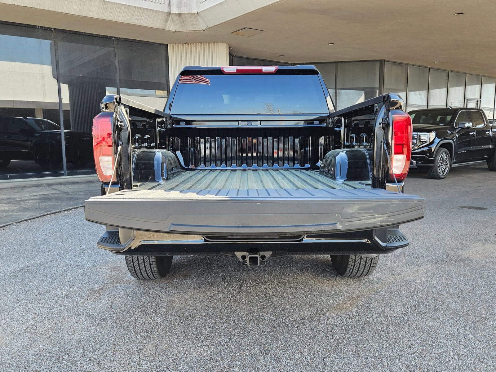 New 2026 GMC Sierra 1500 Elevation AWD/4WD image 4