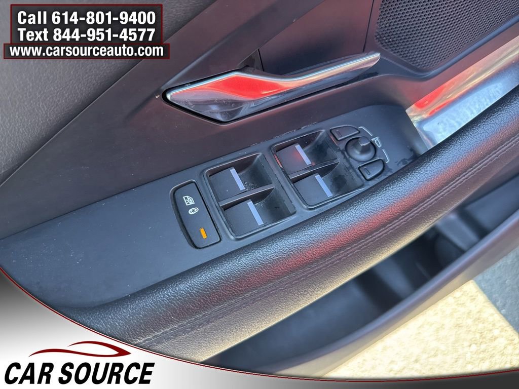 Used 2020 Jaguar E-PACE image 15