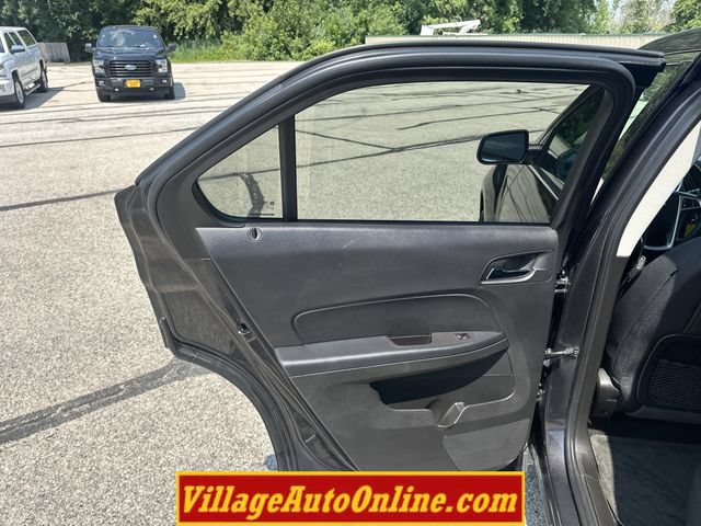 Used 2015 Chevrolet Equinox LT w/ Driver Convenience Package AWD/4WD image 26