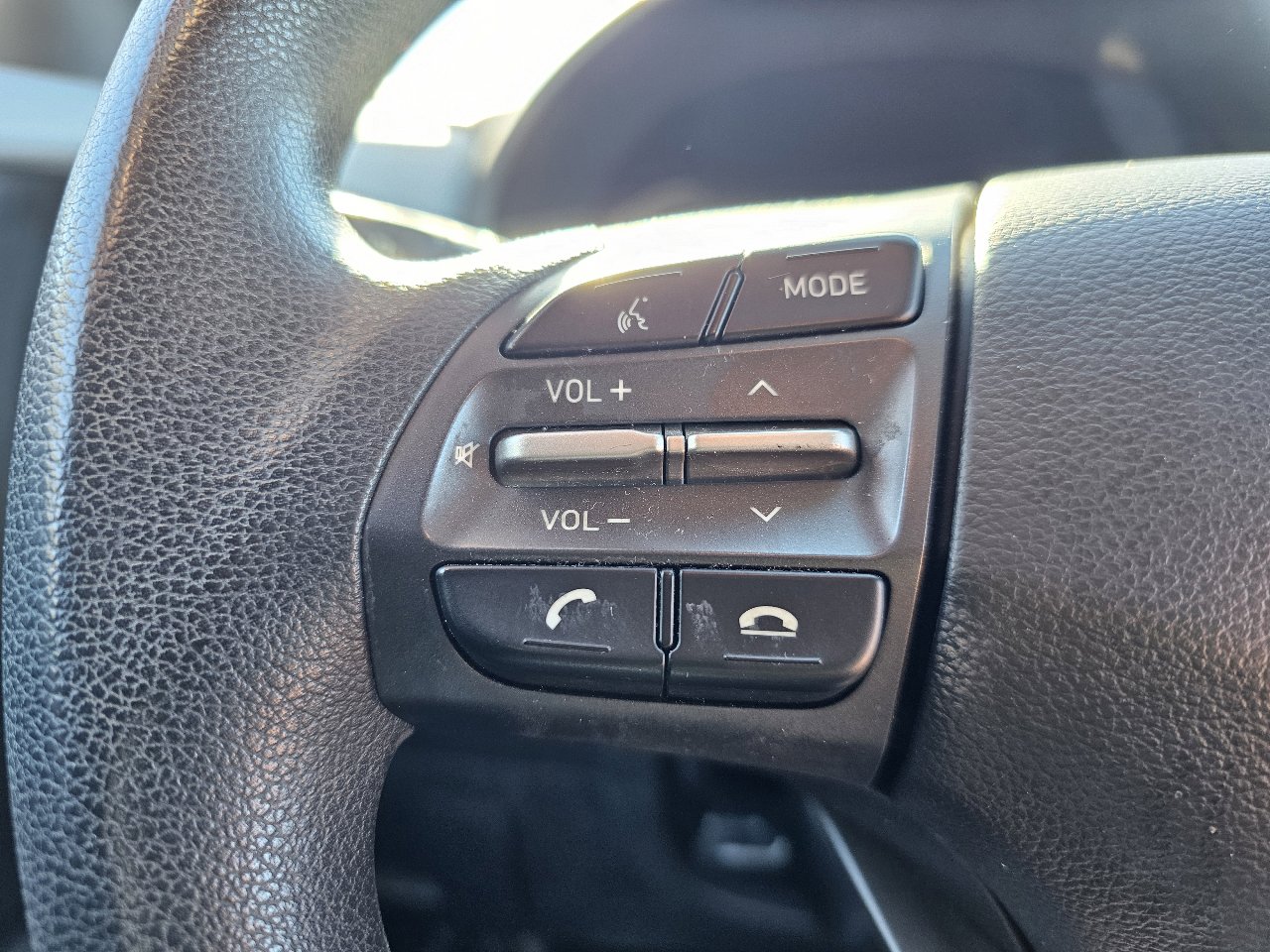 Used 2021 Hyundai Kona SE image 8