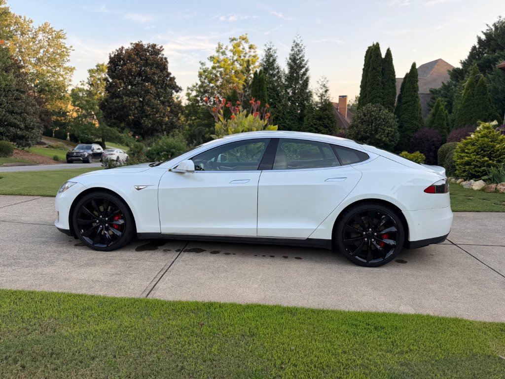 Used 2015 Tesla Model S P85D AWD/4WD image 9