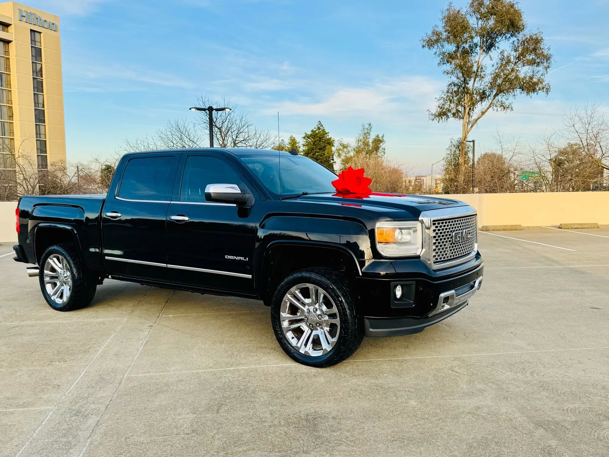 Used 2014 GMC Sierra 1500 Denali image 3