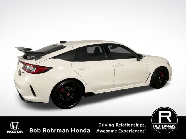 Used 2023 Honda Civic Type R image 9