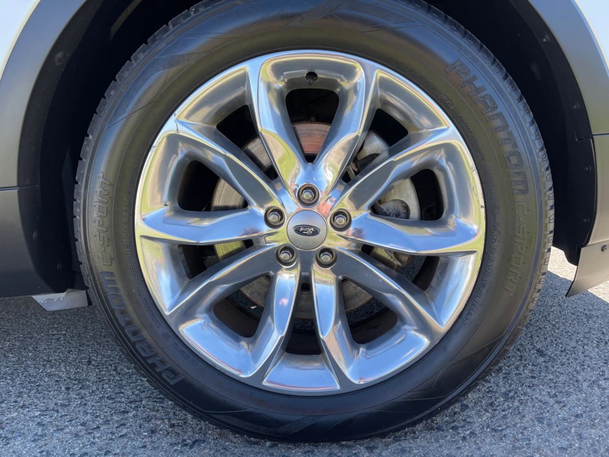 Used 2013 Ford Explorer XLT FWD image 36