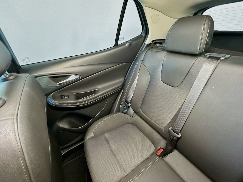 Used 2024 Buick Encore GX Preferred FWD image 12