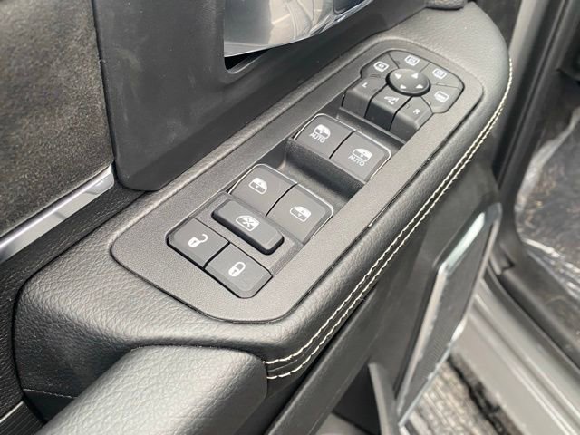 New 2026 RAM 2500 Laramie w/ Night Edition AWD/4WD image 13