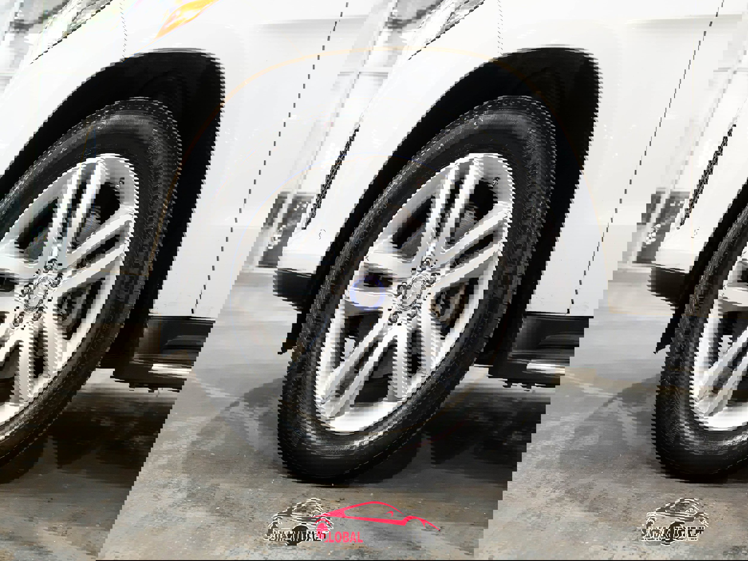 Used 2017 Mercedes-Benz GLS 450 4MATIC image 9