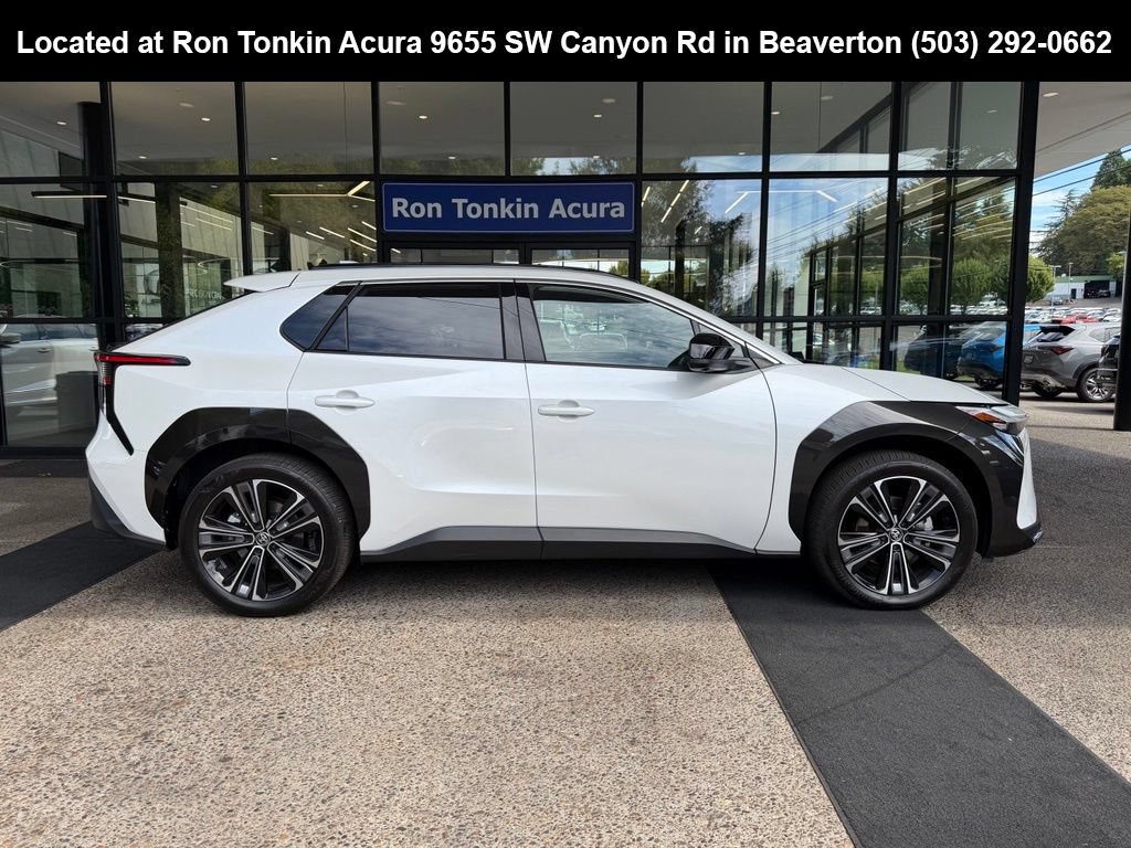 Used 2023 Toyota bZ4X AWD w/ Weather Package image 8