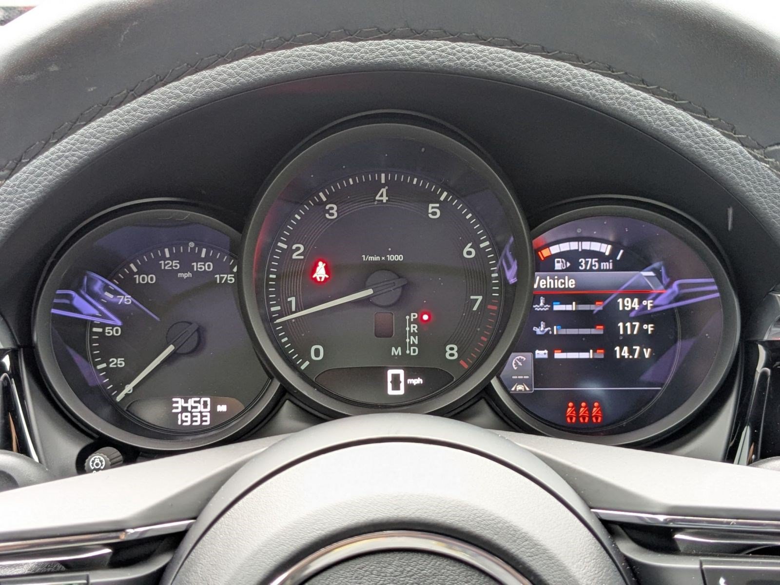 Certified 2026 Porsche Macan AWD/4WD image 16