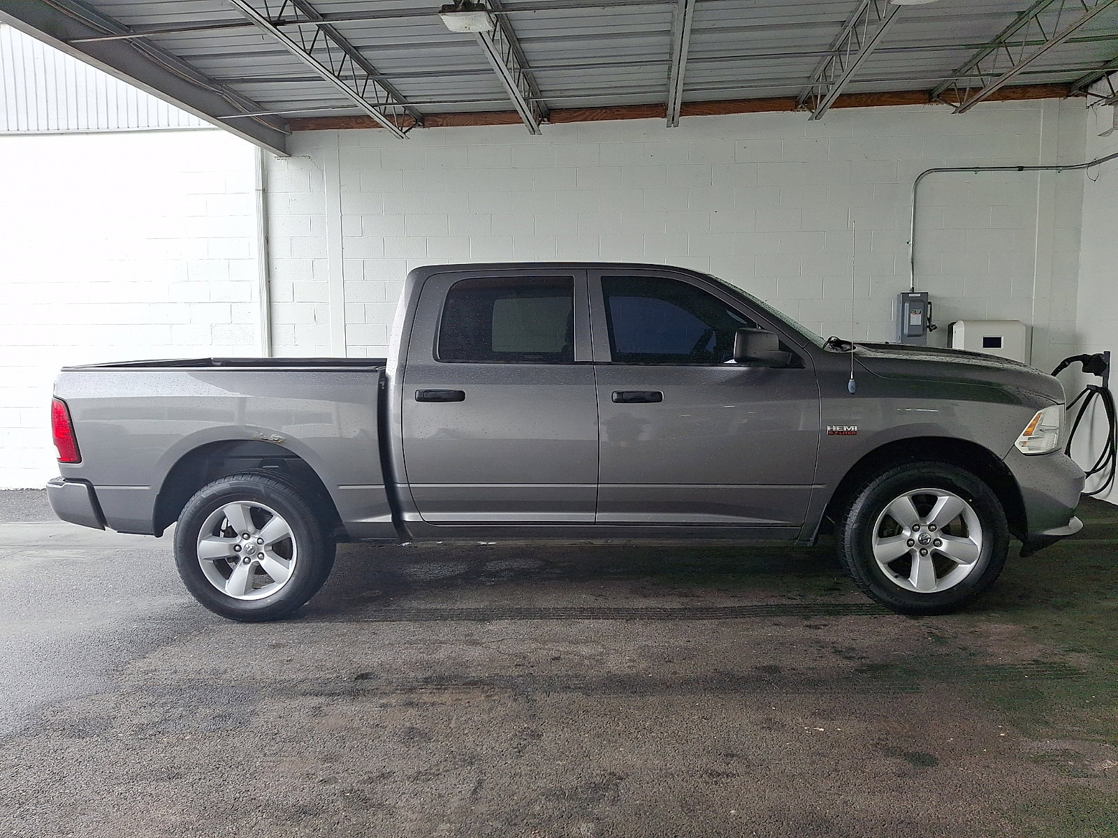 Used 2013 RAM 1500 Express AWD/4WD image 7