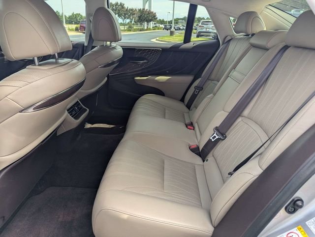 Used 2018 Lexus LS 500 w/ Interior Upgrade Package RWD image 8