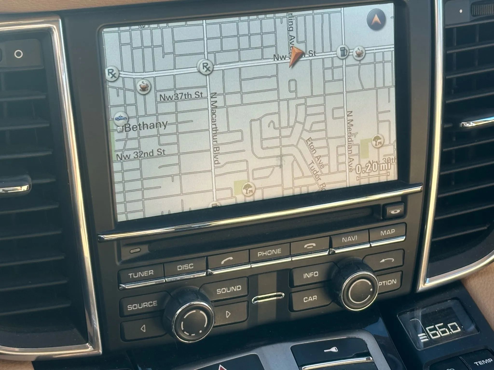 Used 2010 Porsche Panamera S image 37