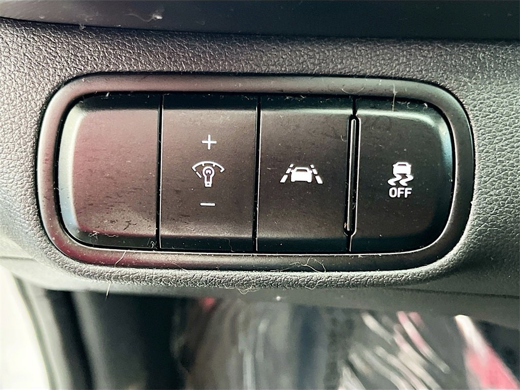 Used 2021 Hyundai Venue SE image 10