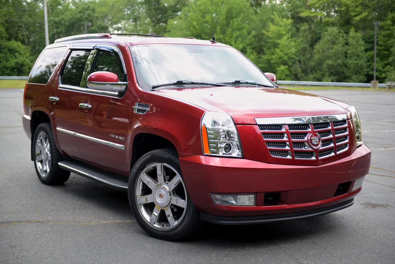 Used 2010 Cadillac Escalade Luxury AWD/4WD image 13