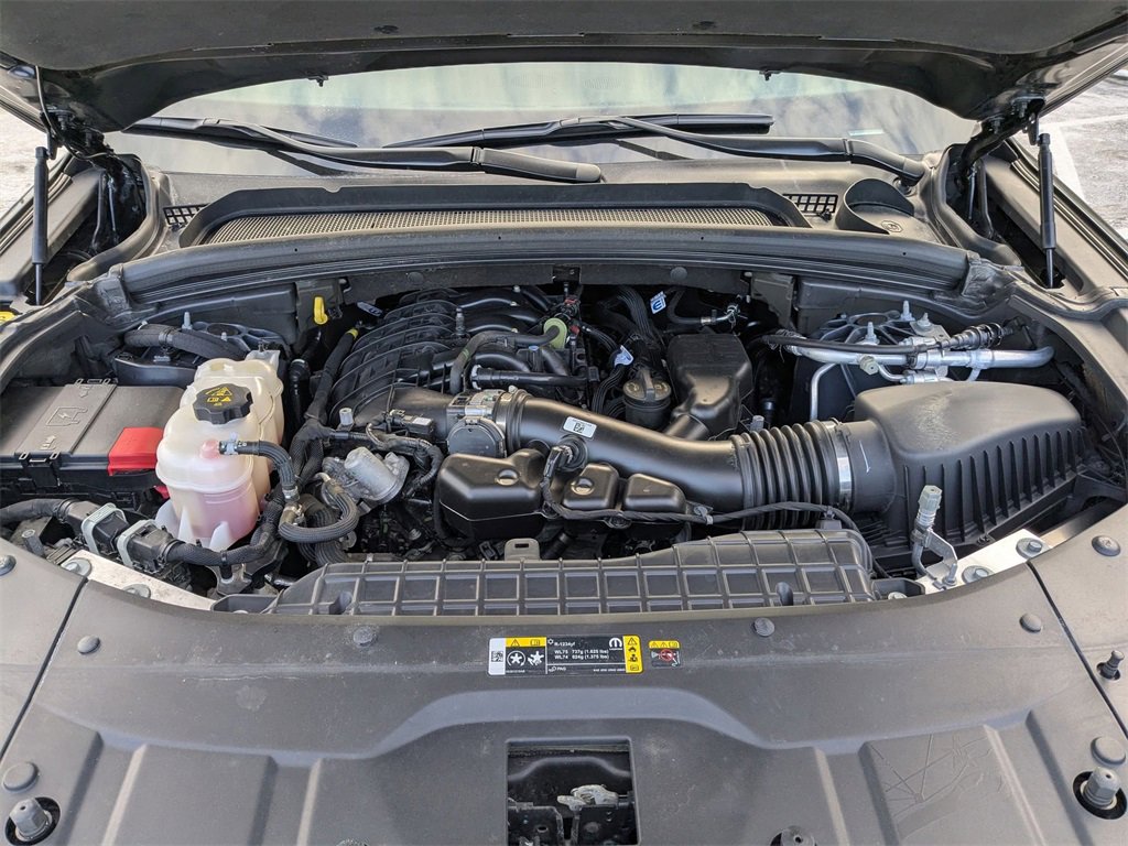 Used 2024 Jeep Grand Cherokee L Limited w/ Luxury Tech Group II image 42