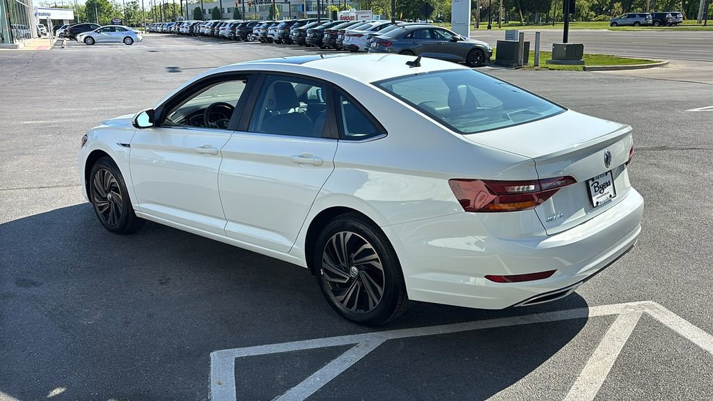 Used 2019 Volkswagen Jetta SEL Premium FWD image 4