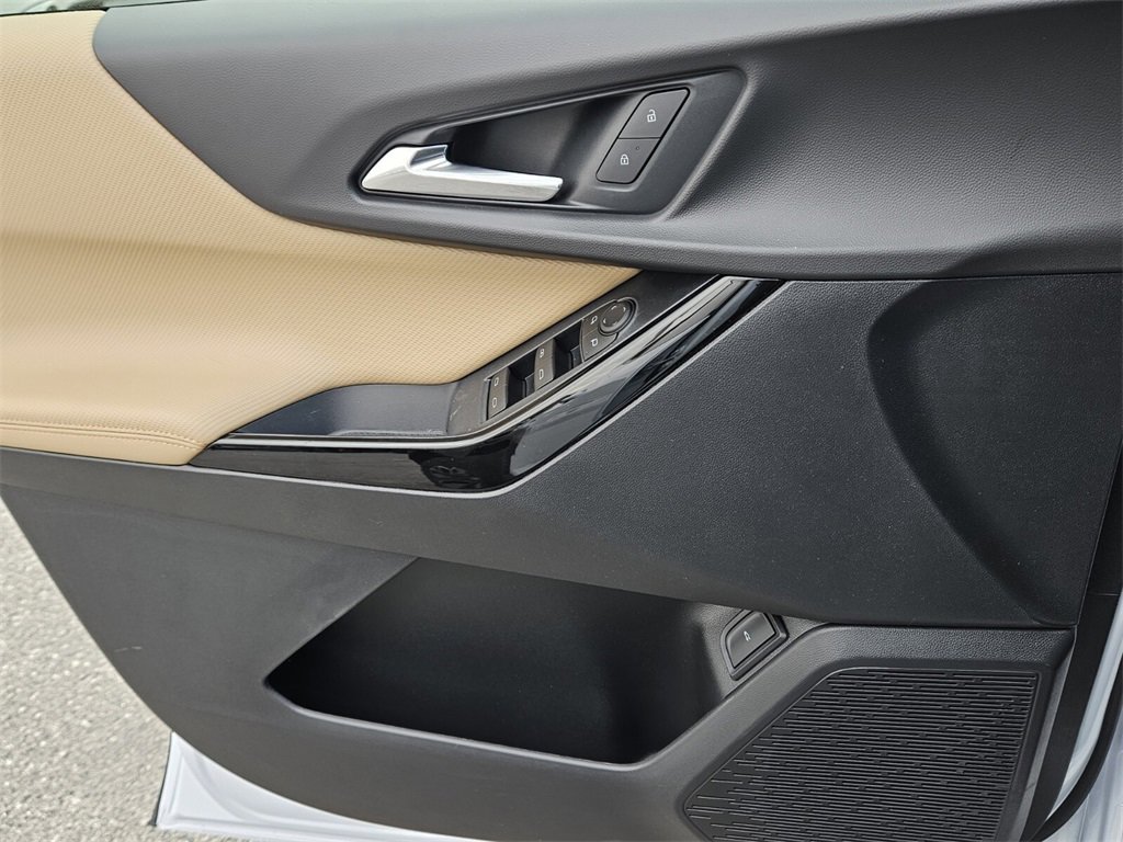 New 2026 Chevrolet Equinox ACTIV w/ Safety and Technology Package image 28