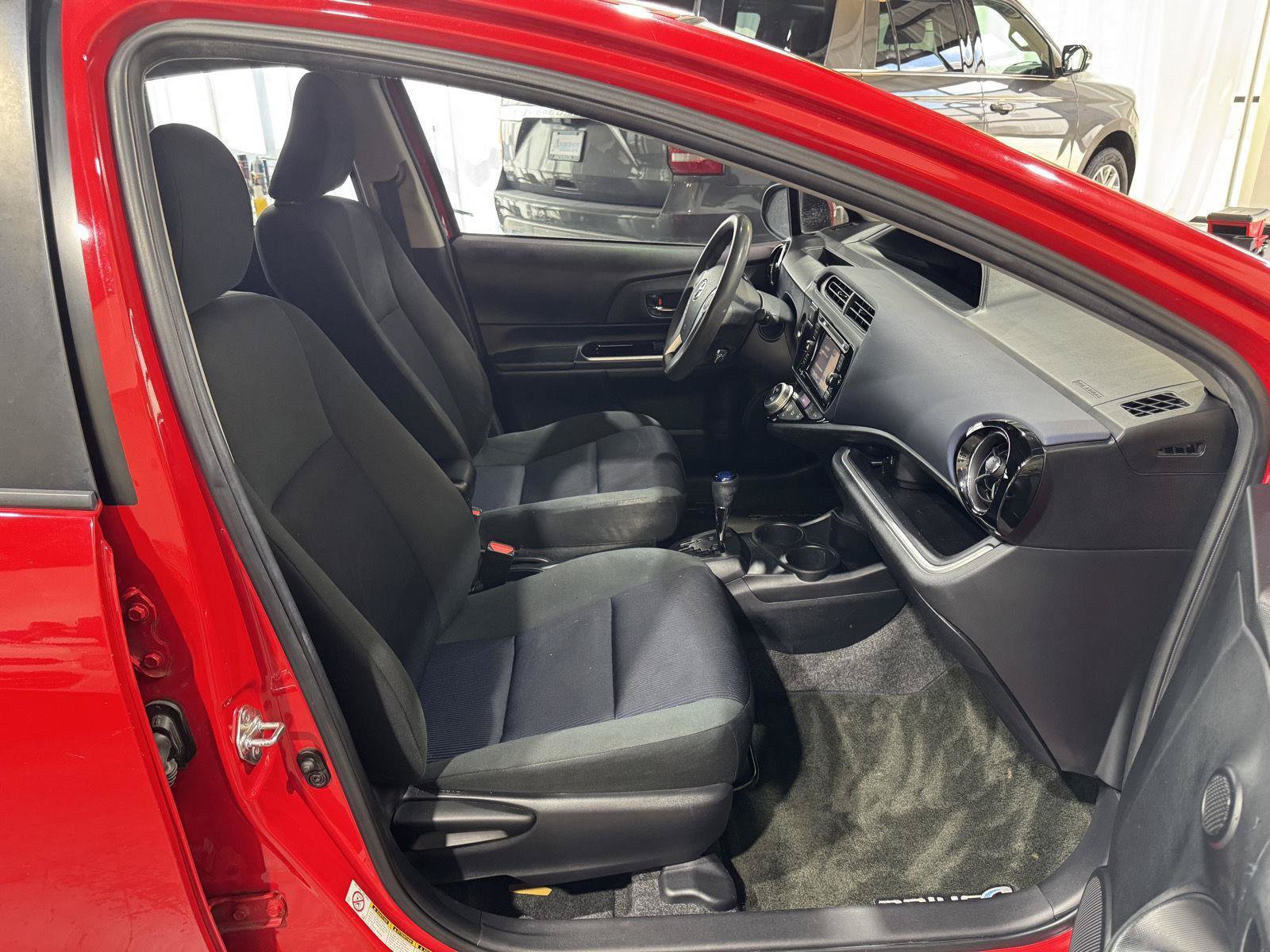 Used 2015 Toyota Prius C Three FWD image 17