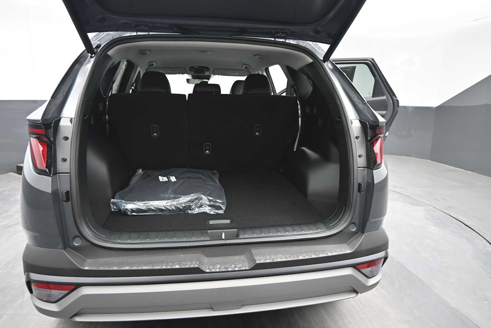 New 2026 Hyundai Tucson SEL Plus AWD/4WD image 13