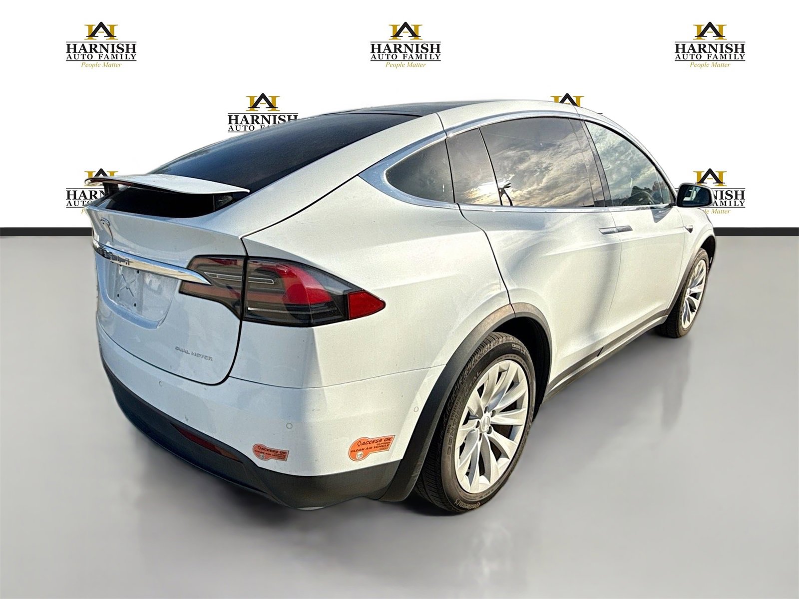 Used 2019 Tesla Model X 75D image 6