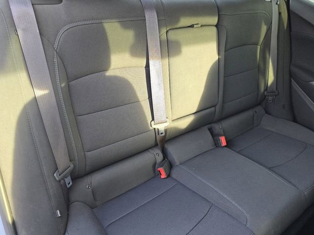 Used 2017 Chevrolet Cruze LT w/ Convenience Package image 18