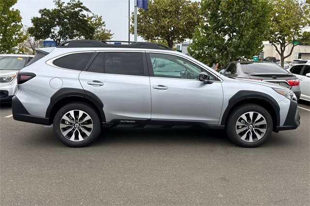New 2025 Subaru Outback Limited image 3