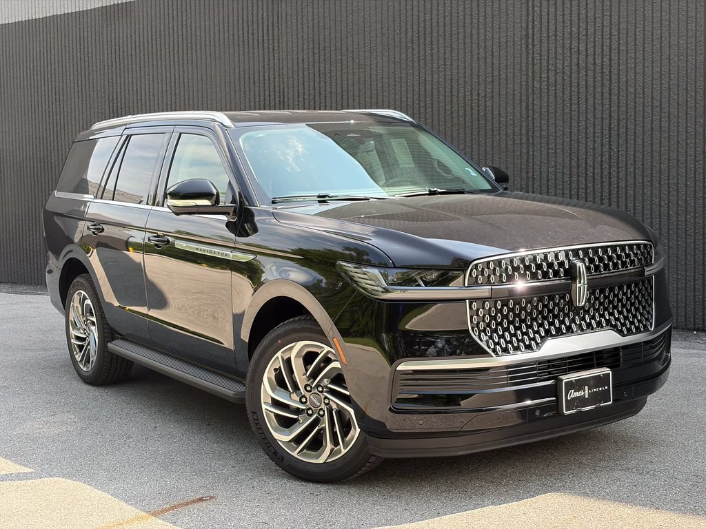New 2027 Lincoln Navigator Premiere AWD/4WD image 9
