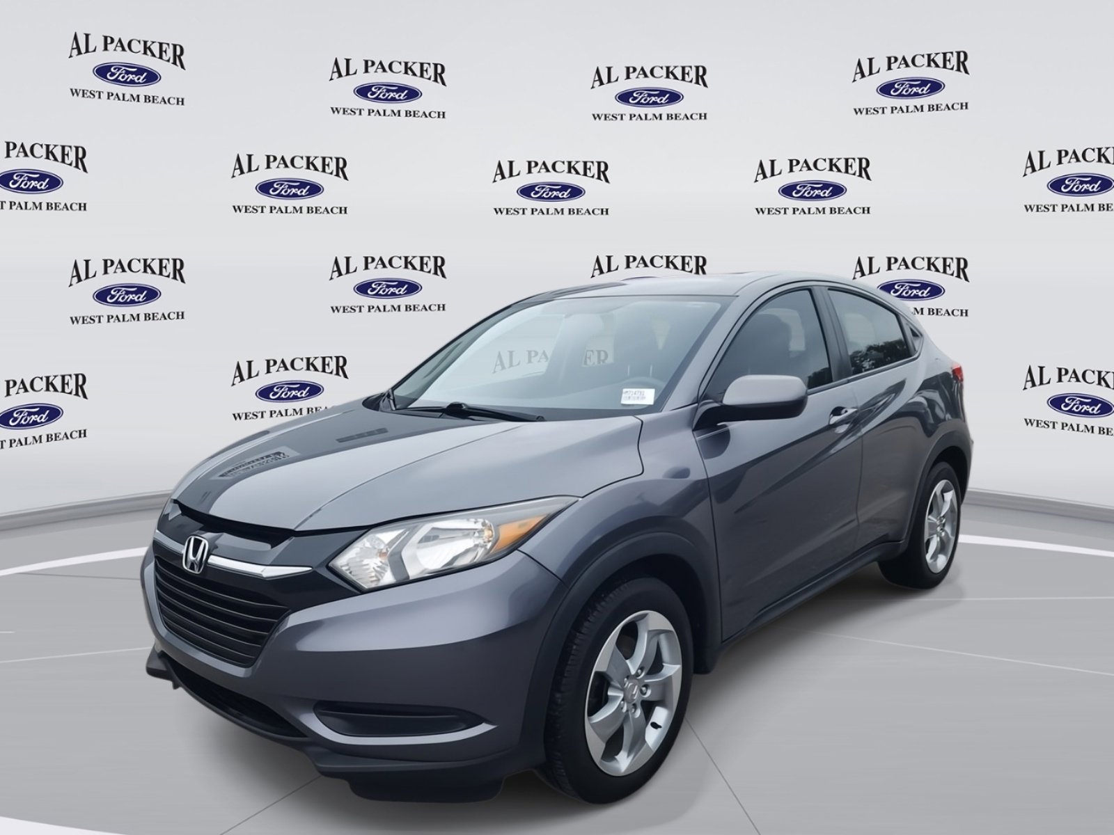 Used 2017 Honda HR-V LX image 3