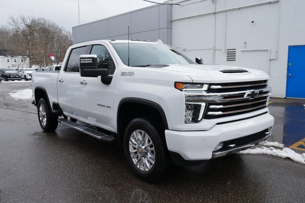 Used 2023 Chevrolet Silverado 2500 High Country w/ Technology Package image 2