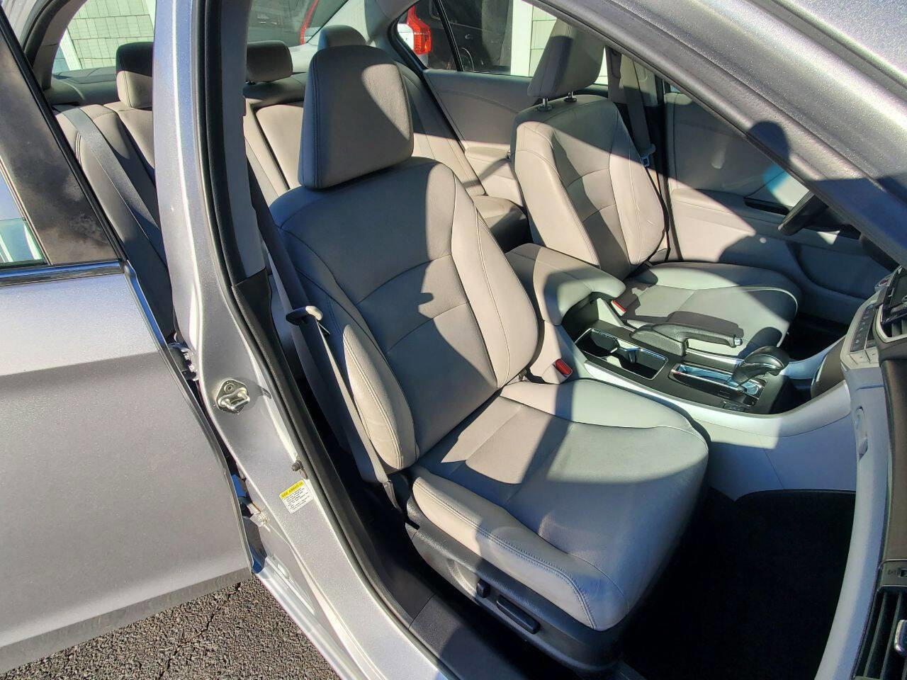 Used 2013 Honda Accord EX-L image 11