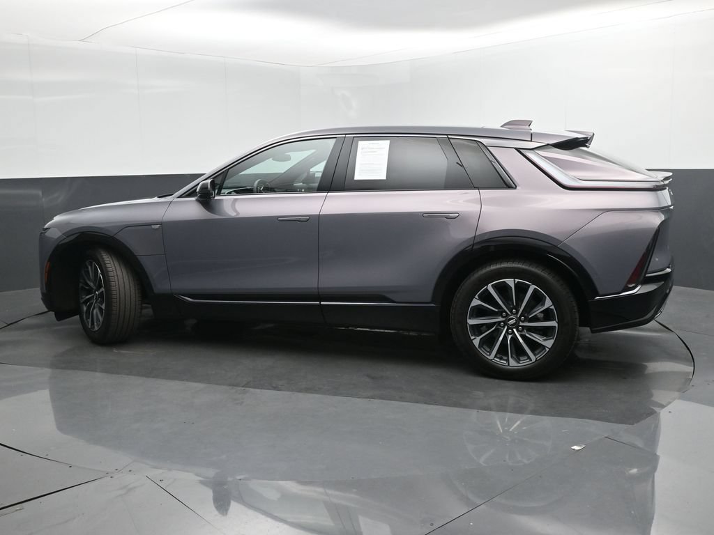 Used 2024 Cadillac Lyriq Sport AWD/4WD image 29