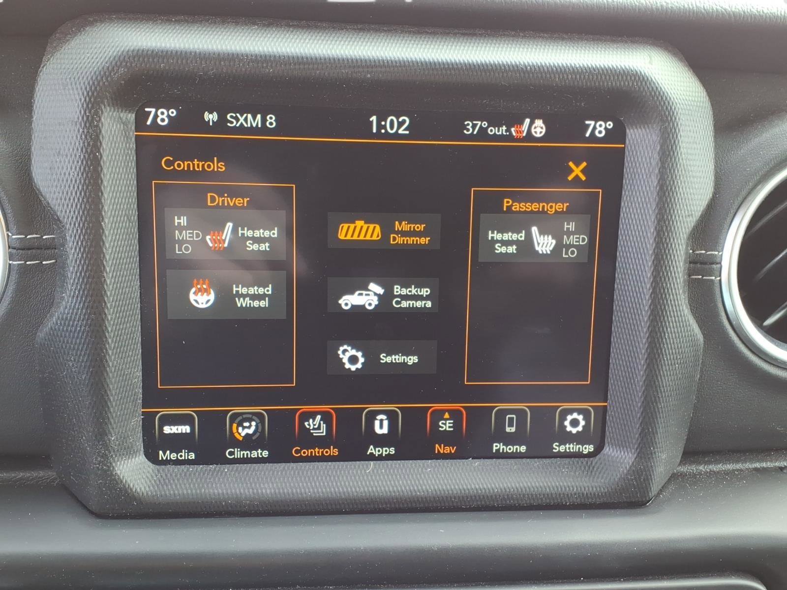 Used 2022 Jeep Wrangler Unlimited Sahara w/ Cold Weather Group image 14