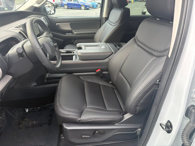 Certified 2025 Ford Expedition Max Active RWD image 11