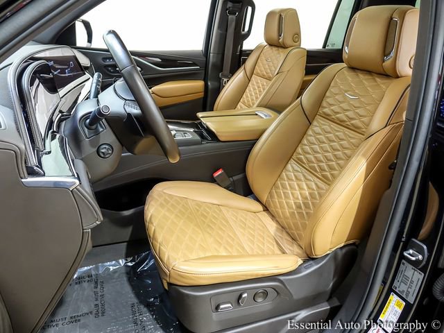 Certified 2022 Cadillac Escalade ESV Sport w/ Touring Package AWD/4WD image 9