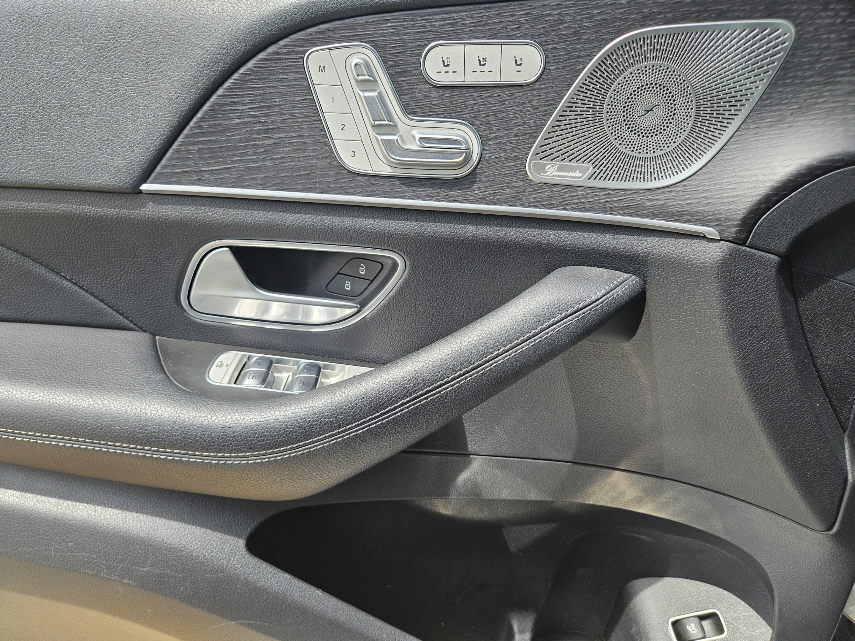 Used 2024 Mercedes-Benz GLE 450 4MATIC image 15