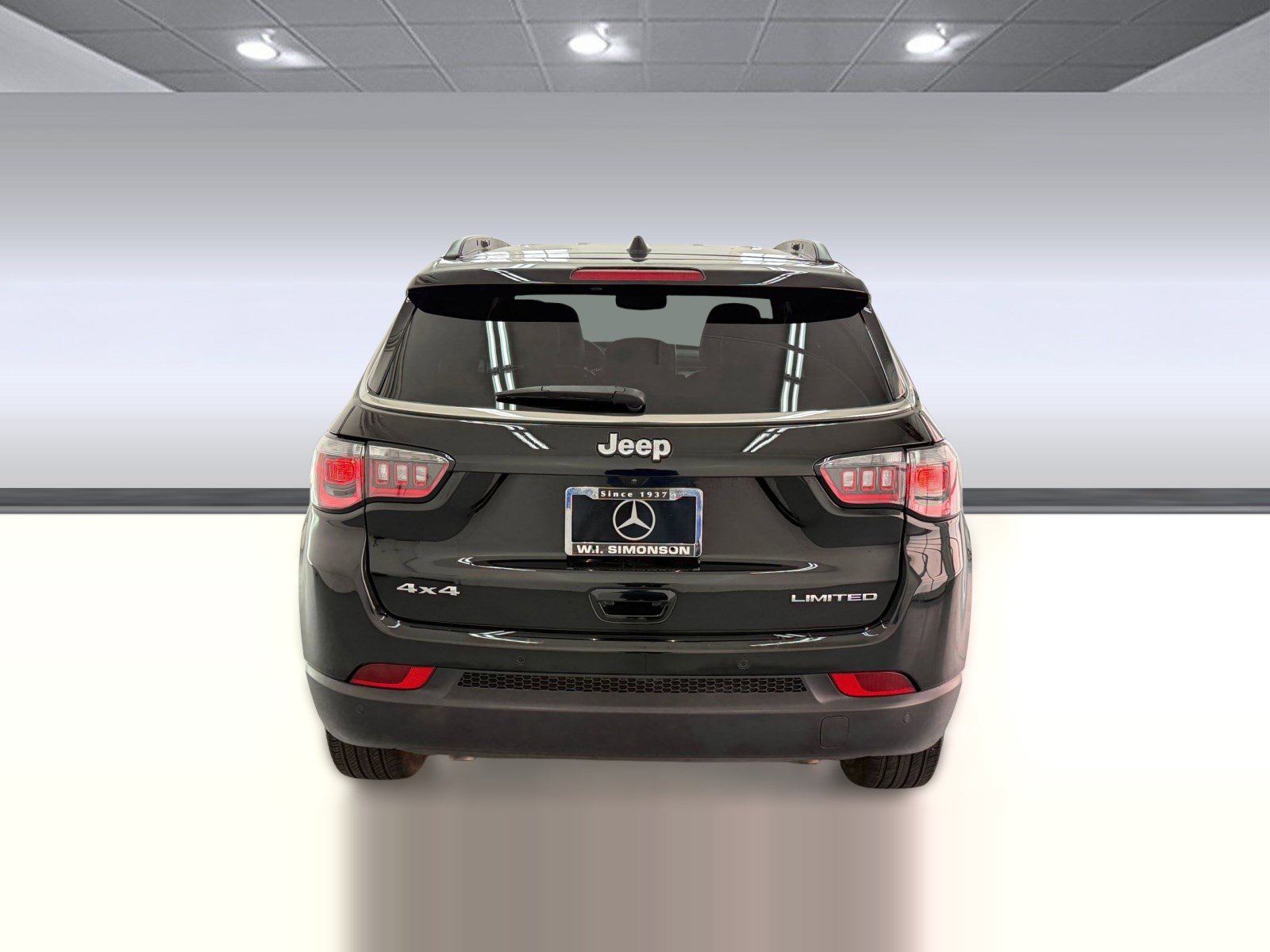 Used 2025 Jeep Compass Limited AWD/4WD image 9